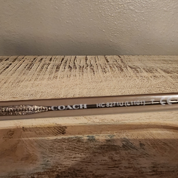 Coach women's sunglasses - Picture 5 of 7